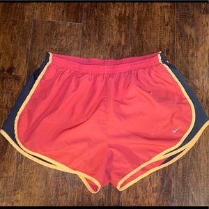 Women’s Nike Tempo Shorts